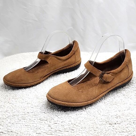 LANDS END MARYJANE SHEEPSKIN SUEDE BUCKLE STRAP WEDGES BROWN SIZE 7 - Picture 1 of 16